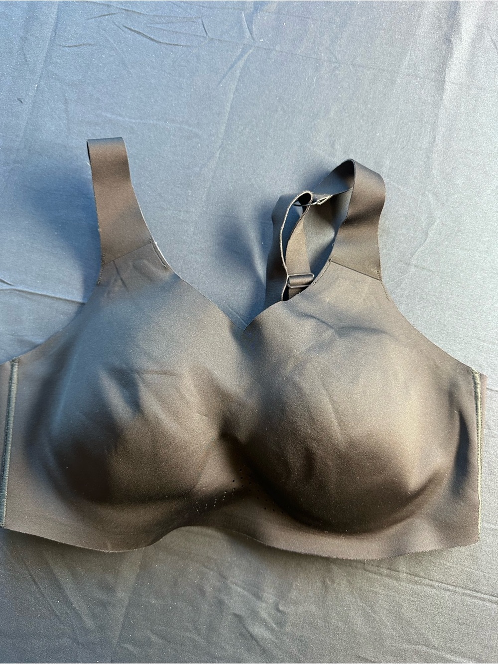 Brooks Black Wireless Smooth Support Bra